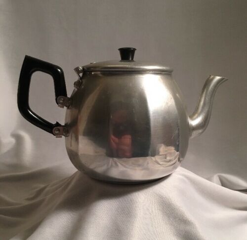 Vintage Aluminum Kettle Teapot | Made in the Republic Of Ireland