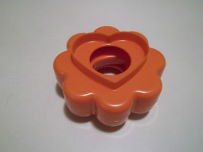 Vintage Tupperware Nested Flower Cookie Cutter 5 pc
