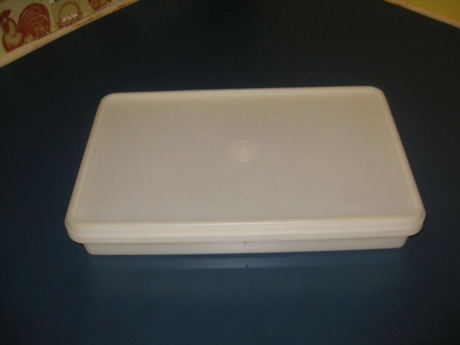 Vintage Tupperware 794 with lid 798 Rectangular Bacon Deli Cold Cuts Cheese