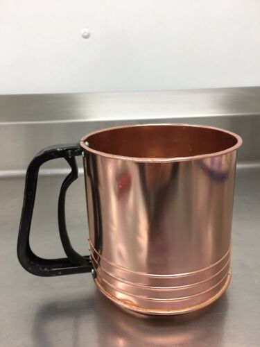 ALUMINUM FLOUR SIFTER COPPER BRIGHT BLACK SQUEEZE HANDLE MID-CENTURY