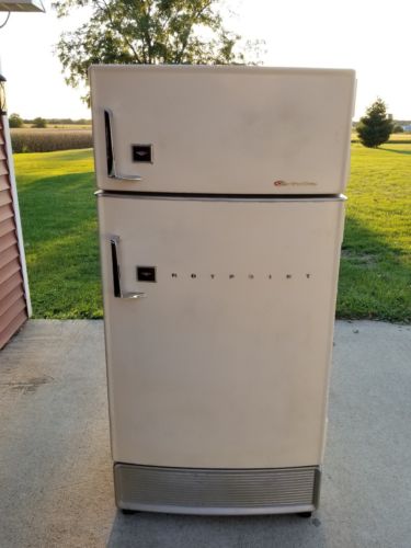 Vintage Mid Century Modern Hotpoint 2 Door Refrigerator & Freezer Retro Works!!