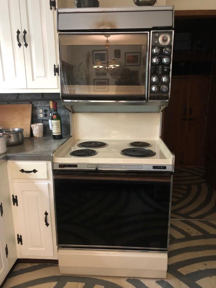 GE General Electric Vintage Retro Electric Oven Range Cooking Center