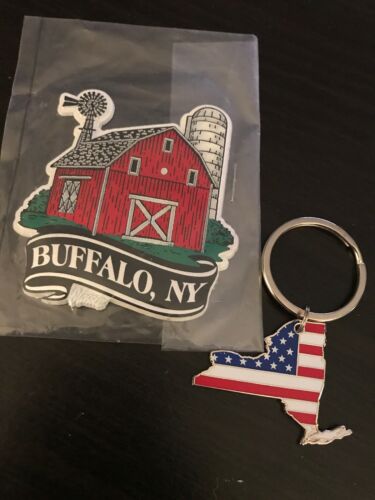 New York Keychain And Buffalo Magnet Set