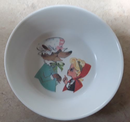 Vintage Oneida Deluxe 3258 Red Riding Hood And Big Bad Wolf Childrens Bowl