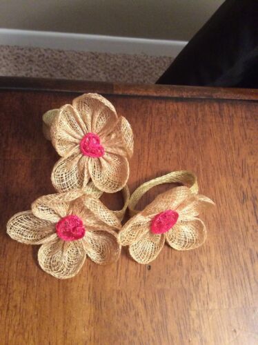 Set Of 3 Flower Napkin Rings with Pink centers