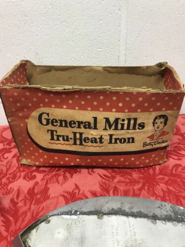 Vintage 1947 Betty Crocker General Mills Tru-Heat Iron/ Steam Ironing attachment