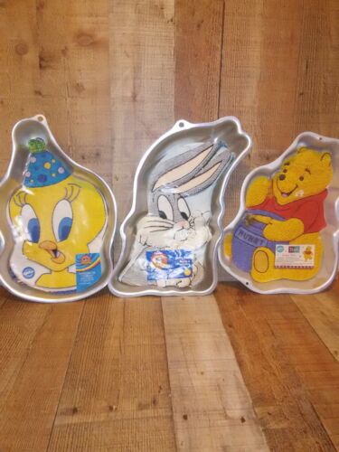 Wilton Cake Pan Lot of 3 new without tags vintage Bugs Bunny Tweety poo