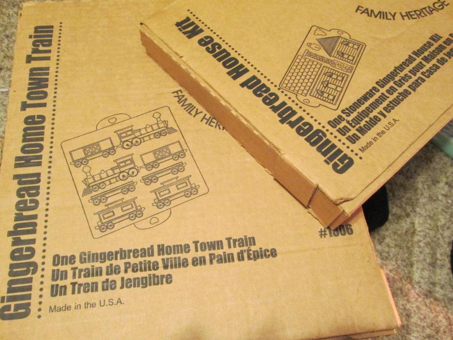 Pampered Chef Gingerbread Molds Kit House Home town Train 1800 1806 Lot of 2 Set