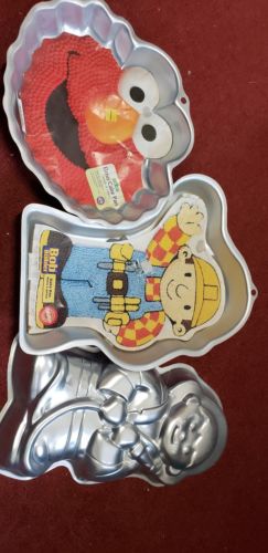 Wilton Cake Pan Lot Of 3 Elmo Bob the Builder and Hero