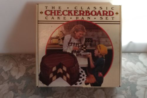 Vtg Bake King/ The Classic Checkerboard Pan Set / # 1200 / NOS