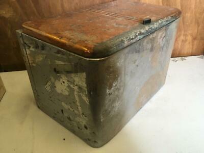 N56AF~ Vintage Mid Century Beauty Box Bread Box