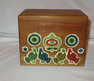 Vintage Wood Recipe Box W/Bird Decals Lots of Recipes, Cards & Dividers Etc
