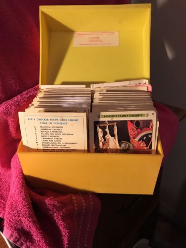 Vintage Betty Crocker Recipe Card Box