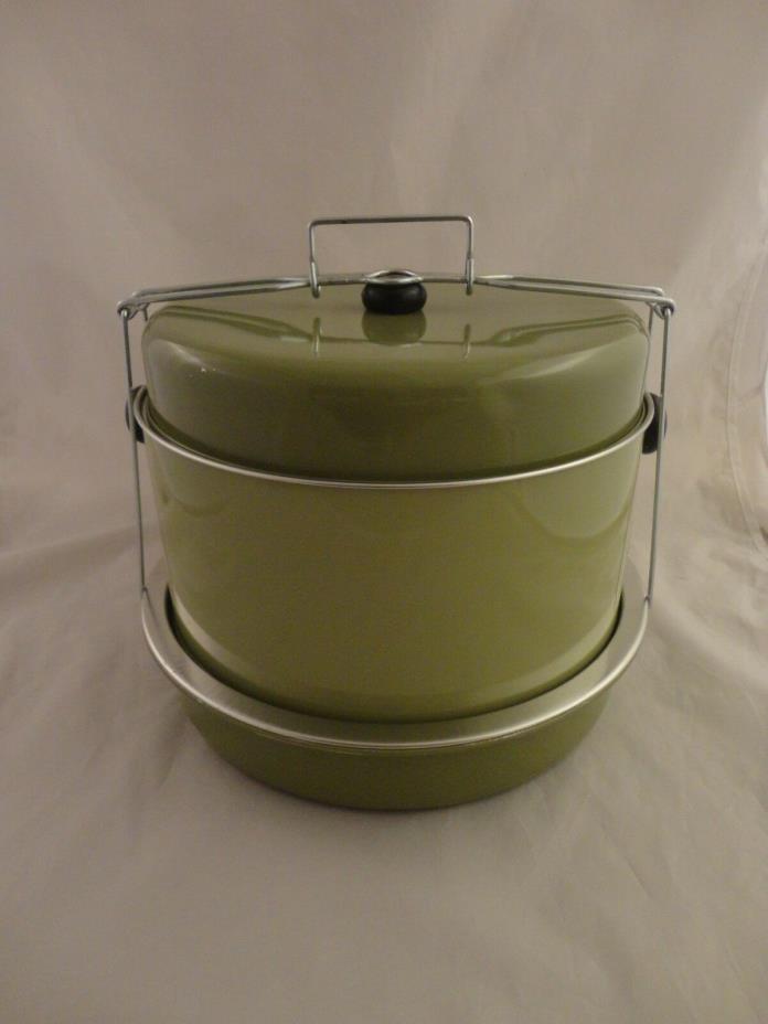 Vintage Green Metal Triple Decker Cake Pie Carrier (111)