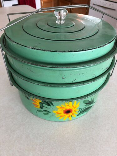 Vintage Mid Century Metal 3 Tier Pie Cake Cookie Carrier Taker Green