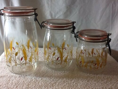 Pre-Owned VINTAGE SET OF 3 ARC FRENCH CLEAR GLASS CANISTERS WITH WHEAT DESIGN