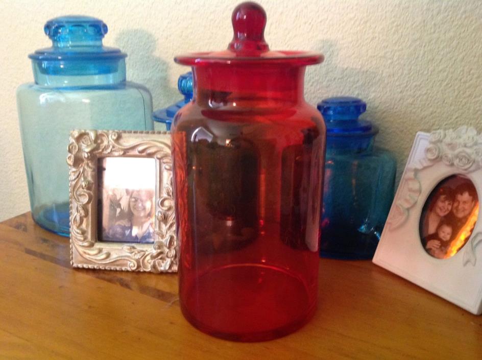 BEAUTIFUL CHERRY RED ANTIQUE HAND BLOWN APOTHECARY JAR CANISTER 10x5