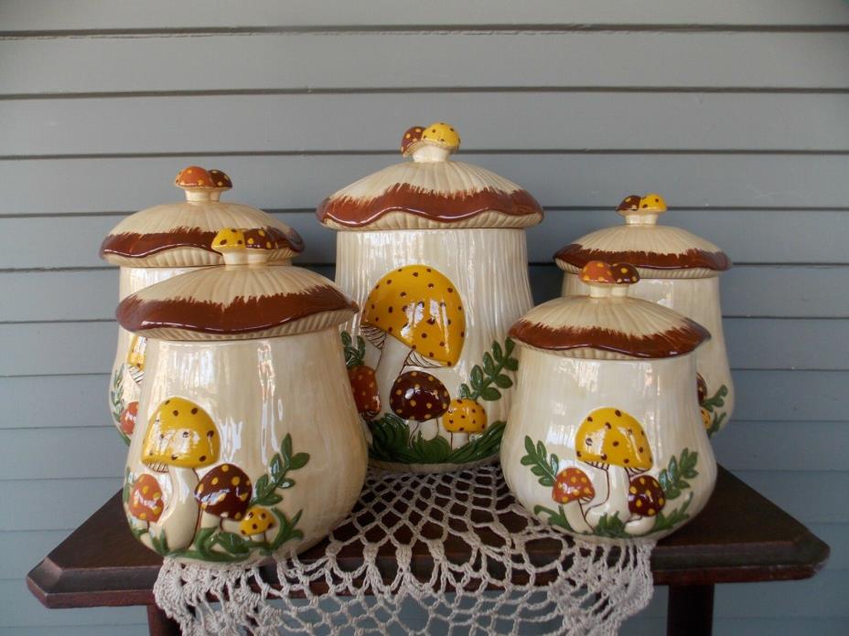 Set of 5 Vintage Arnel's Ceramic Hand Painted Mushroom Design Canisters w/ Lids