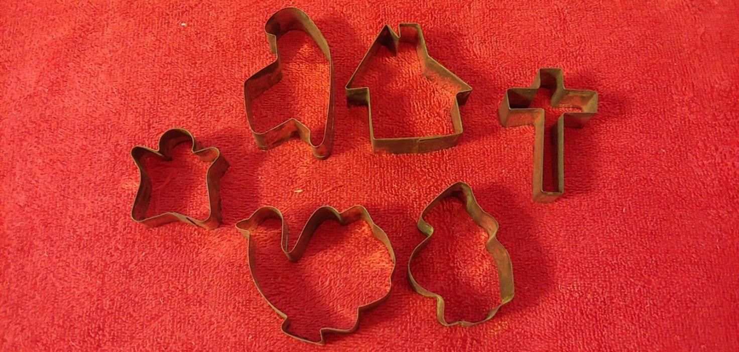 Vintage Lot Of Metal Cookie Cutters Christmas