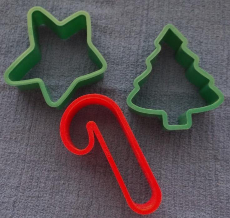 3 Plastic Christmas Cookie Cutters Star Tree Candy Cane Crafts*