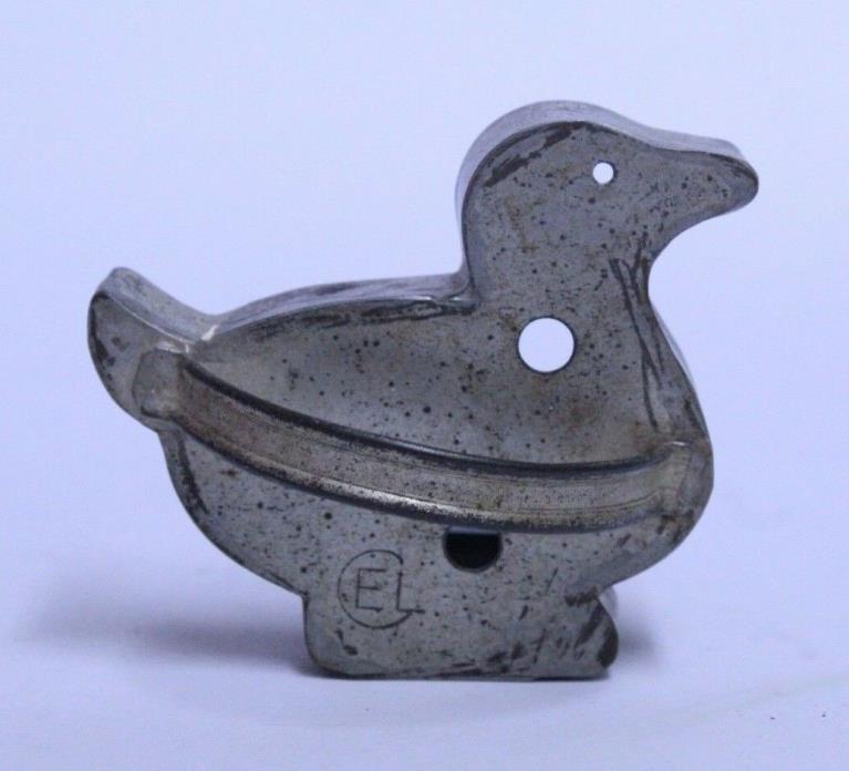 NICE ANTIQUE METAL DUCK COOKIE CUTTER STAMPED 