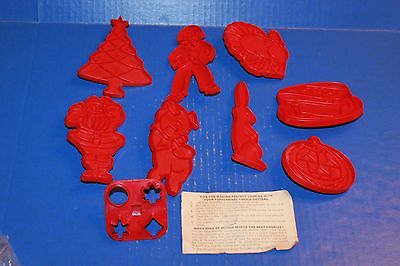 Lot 9 Vintage Tupperware Holiday Cookie Cutters With Recippe Card