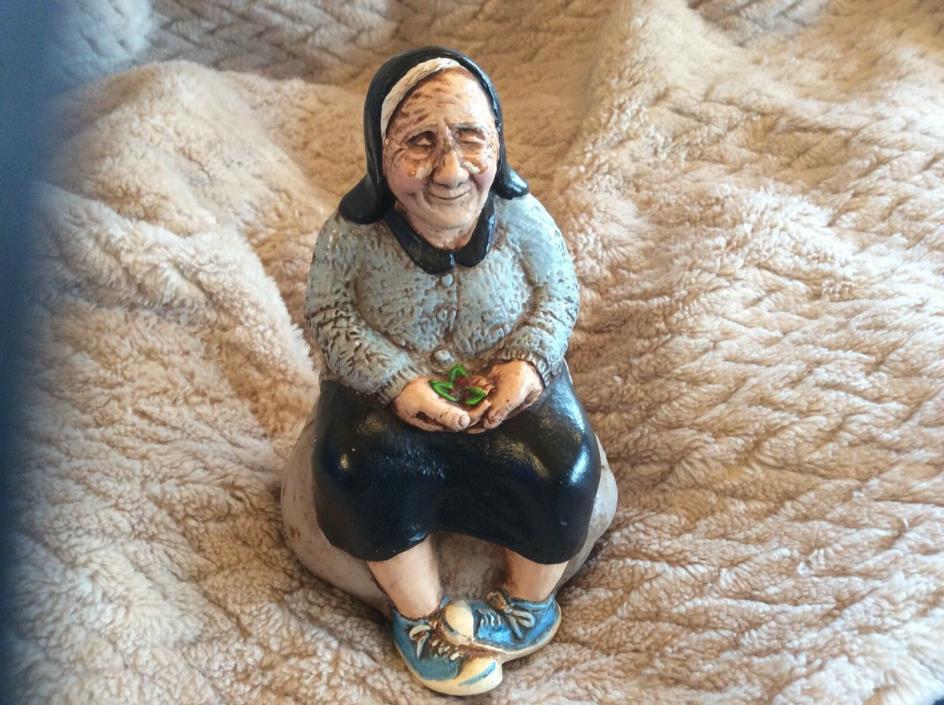 Ceramic Catholic Sister Nun 4” Seated