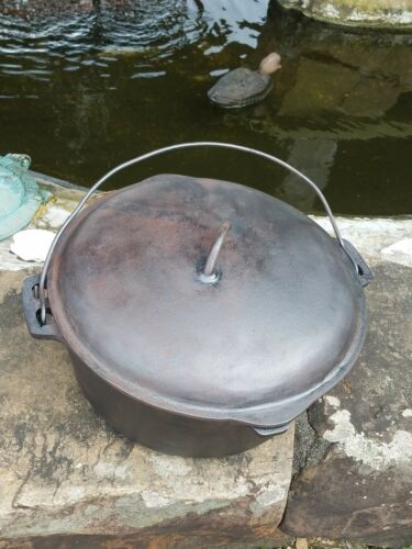 Big! No 12 Made In USA Vintage Cast Iron Dutch Oven Kettle Pot 13