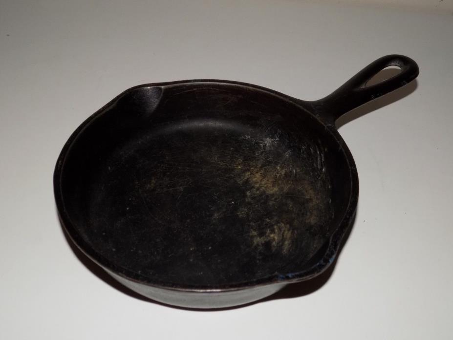Vintage Wagner Ware Sidney 0 1053C #3 Cast Iron Double Spout Skillet Frying Pan