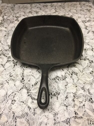 Lodge Cast Iron Square Skillet #8