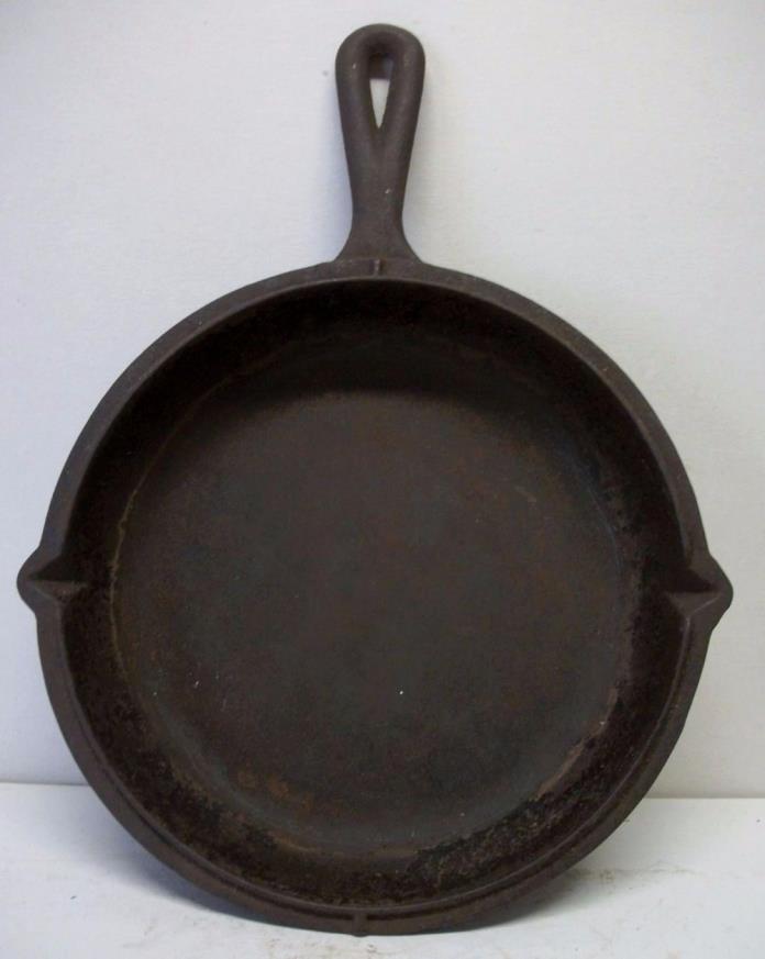 Cast Iron Combination Cooker LID SKILLET w/ Aligning Tabs Unknown Maker