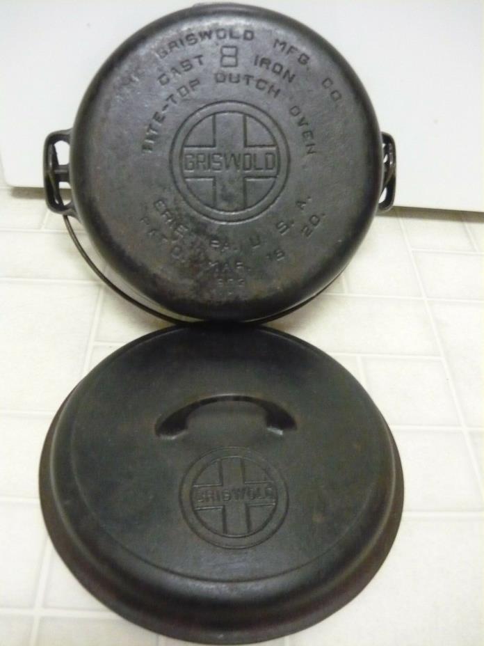 GRISWOLD TITE-TOP DUTCH OVEN 8 With Self Basting Lid