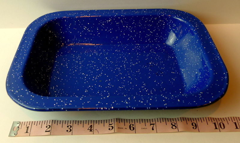 Blue graniteware oblong baking pan