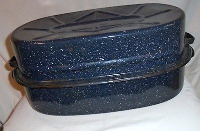VINTAGE LARGE GRANITEWARE BLUE SPECKLED ROASTER  18 X 12 X 7.5