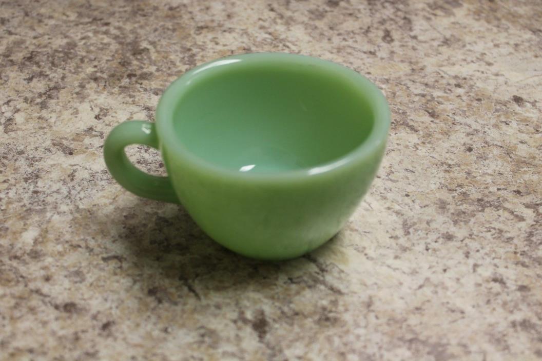 FIRE KING OVEN WARE CUP, REALLY NICE CONDITION, JADE-ITE COLOR