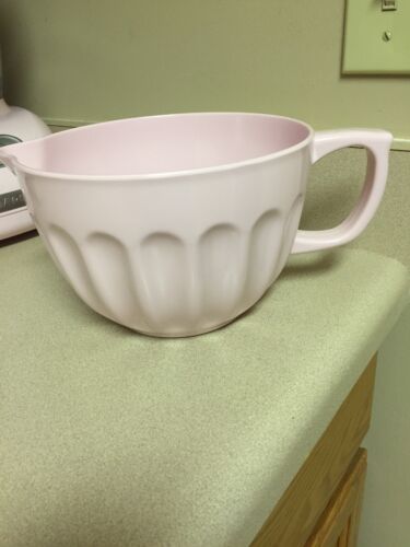 Pink Kitchen Batter Mixing Bowl - Melamine - Non Slip Bottom 4 Qt