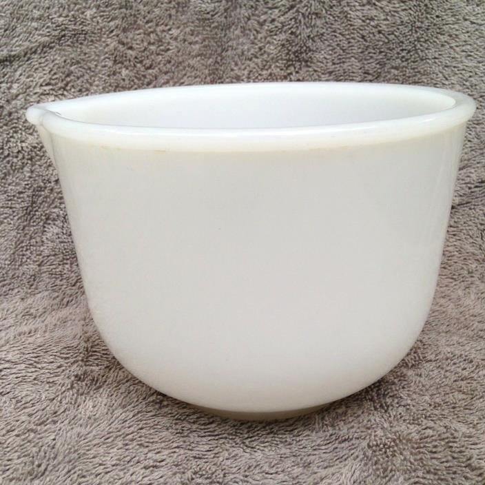 Glasbake 20CJ Mixing Bowl For Sunbeam Mixmaster Mixer 20 CJ Milk Glass