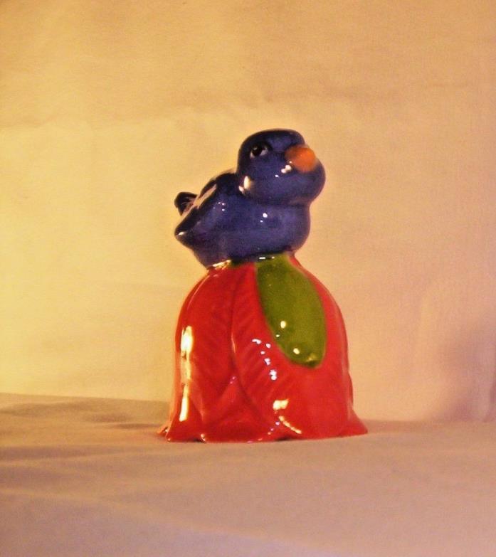 Bird C039 5.1405B Blue Bird / Red Flower Base Pie Bird