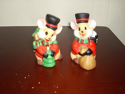 Vintage Ceramic Christmas Mice Salt and Pepper Shaker Set