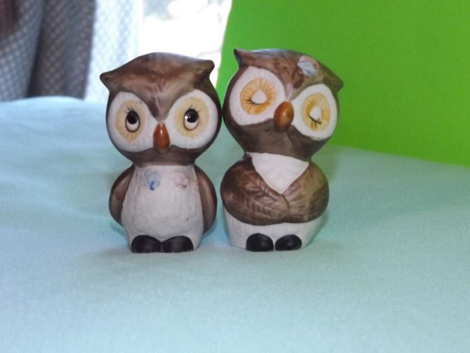 Cute BOY & GIRL OWLS SALT & PEPPER SHAKERS Bisque Ceramic