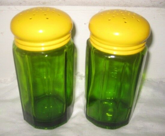 Vintage Green Range Salt & Pepper Shakers – Made in Japan