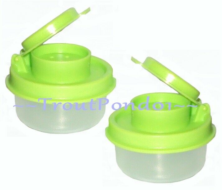 New TUPPERWARE Smidgets Salt and Pepper Shakers Clear Mini Bowls Green Seals