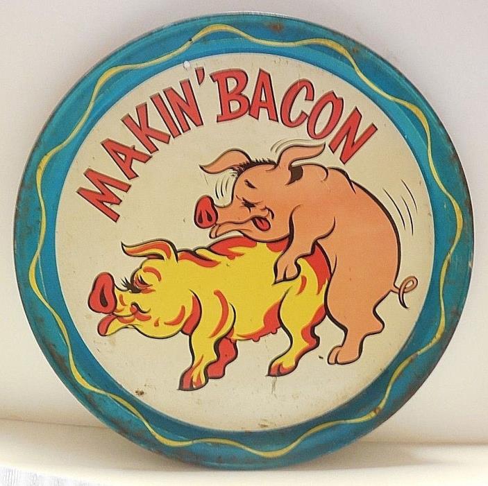 Vintage ~MAKIN BACON~ Round Metal Tray Wall Plate 1970's Humor Funny Joke 12.75