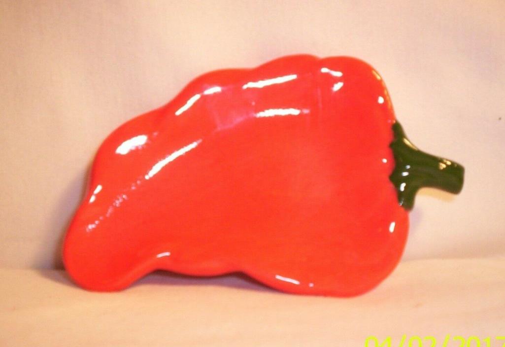 NATURE H170A  -42.3234 Ceramic Red  Chili Spoon Rest