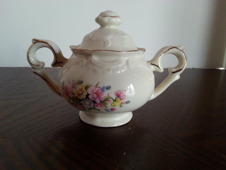 Covered Porcelain Sugar Bowl With Candle 3 1/2