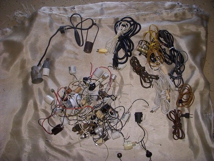 HUGE LOT OF PORCELAIN SOCKETS-LAMP WIRE WITH PLUGS- MISC. ITEMS FOR LAMP REPAIR