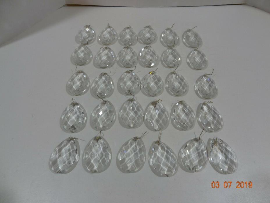Lot of 30 Vintage Cut Crystal Glass Chandelier Lamp Tear Drop Oval Prisms 2-1/2