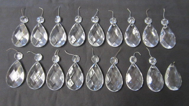 18) Teardrop & Button Crystal Lamp / Lights / Crafting Prisms (MD)