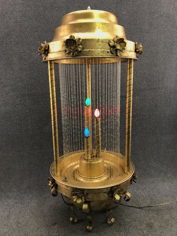 Mid Century 1970s Hollywood Regency Gold Tone Mineral Oil Motion Rain Table Lamp