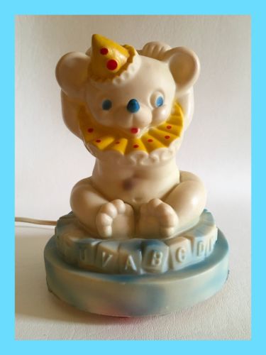 Vintage Circus Bear/Teddy Bear Rubber Plastic Electric Night Light Lamp